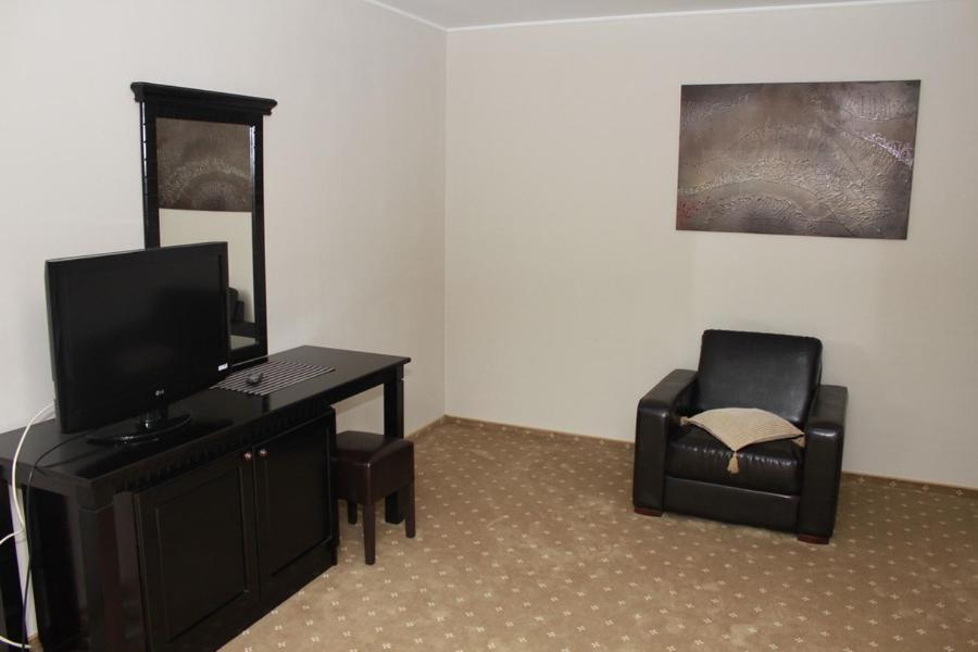Hotel Imperium Suceava Exterior photo